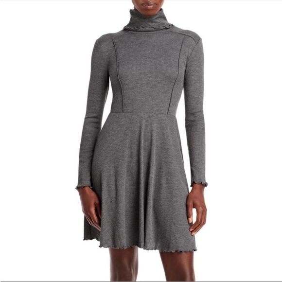 Aqua women’s gray turtleneck textured waves hem mini dress NWOT - Picture 1 of 11